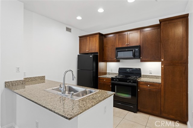 Detail Gallery Image 4 of 27 For 1158 Scholarship, Irvine,  CA 92612 - 1 Beds | 1 Baths