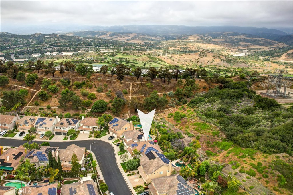 MLS #OC25095542 img 48