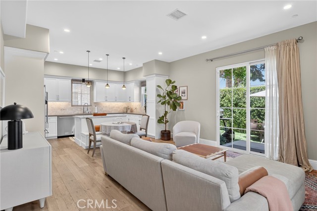 Front Image Thumbnail for CRSB26111353