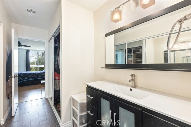 Detail Gallery Image 11 of 23 For 911 N Kings Rd #310,  West Hollywood,  CA 90069 - 2 Beds | 2 Baths