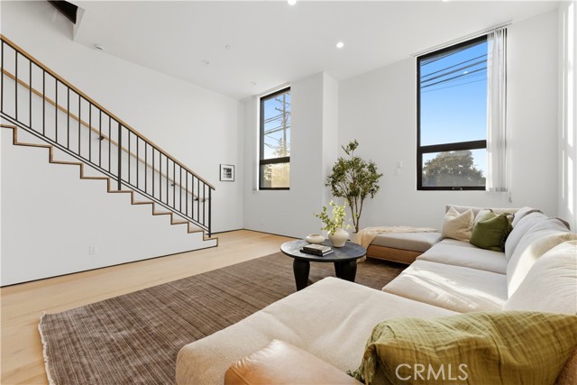 11702 Charnock Road photo 6