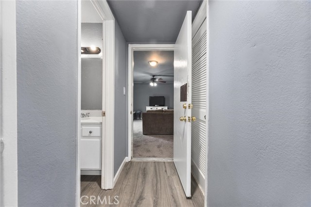 Detail Gallery Image 10 of 20 For 5517 Monitor St, Bakersfield,  CA 93307 - 4 Beds | 2/1 Baths