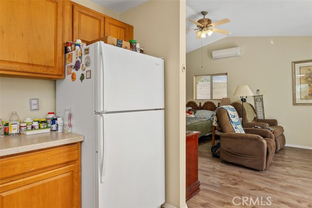 Image 32 of 39 For 8792 Grindlay