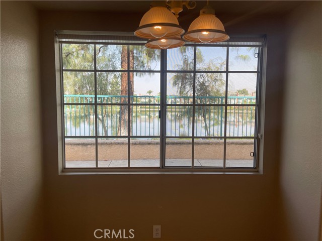 Detail Gallery Image 5 of 31 For 28706 Bridge Water Ln, Menifee,  CA 92584 - 4 Beds | 3 Baths