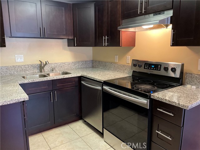 MLS# PV23085113
