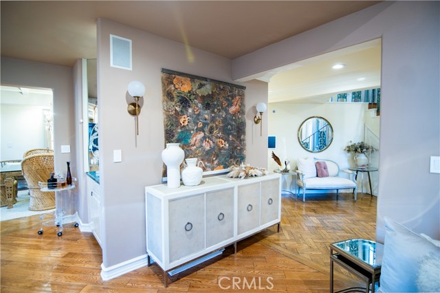 Detail Gallery Image 6 of 41 For 5770 E Lucia, Long Beach,  CA 90803 - 4 Beds | 4 Baths