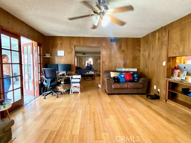 Detail Gallery Image 21 of 52 For 17134 Manzanita, Fontana,  CA 92335 - 3 Beds | 2 Baths