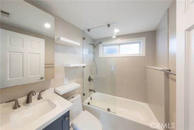 Detail Gallery Image 23 of 38 For 1820 Tahuna, Corona Del Mar,  CA 92625 - 5 Beds | 5 Baths