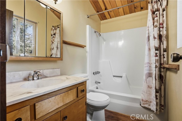 Detail Gallery Image 13 of 32 For 6230 Penguin, Wrightwood,  CA 92397 - 1 Beds | 1 Baths