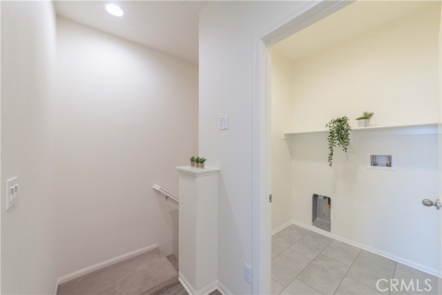 12438 Amesbury Circle, Whittier CA: https://media.crmls.org/medias/2ee02baa-b804-4c4a-b4e1-452a3c5f0ebf.jpg