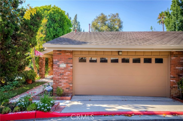 Detail Gallery Image 1 of 56 For 846 Glenwood Cir, Fullerton,  CA 92832 - 3 Beds | 2 Baths