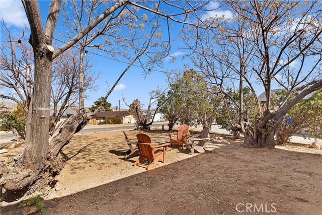 Detail Gallery Image 24 of 29 For 61531 Sunburst Dr, Joshua Tree,  CA 92252 - 3 Beds | 2 Baths