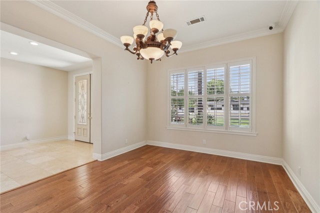 Image 11 of 62 For 16860 Rayen Street