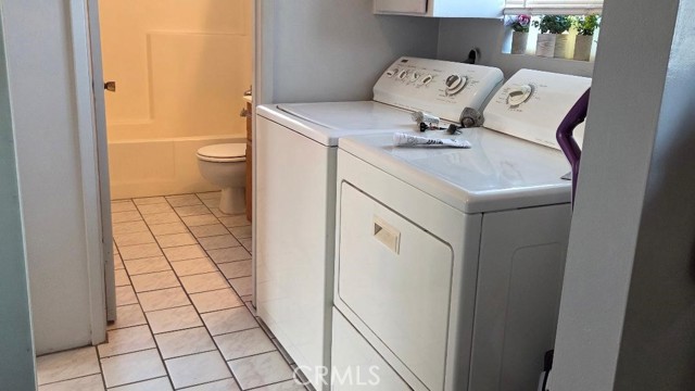 Detail Gallery Image 3 of 18 For 5833 Bonfair, Lakewood,  CA 90712 - – Beds | – Baths