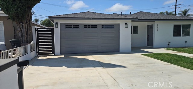 Detail Gallery Image 2 of 21 For 2726 W Pendleton Ave, Santa Ana,  CA 92704 - 4 Beds | 3 Baths