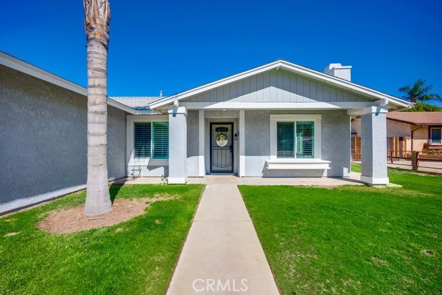 Detail Gallery Image 3 of 31 For 29161 Allan St, Lake Elsinore,  CA 92532 - 3 Beds | 2 Baths