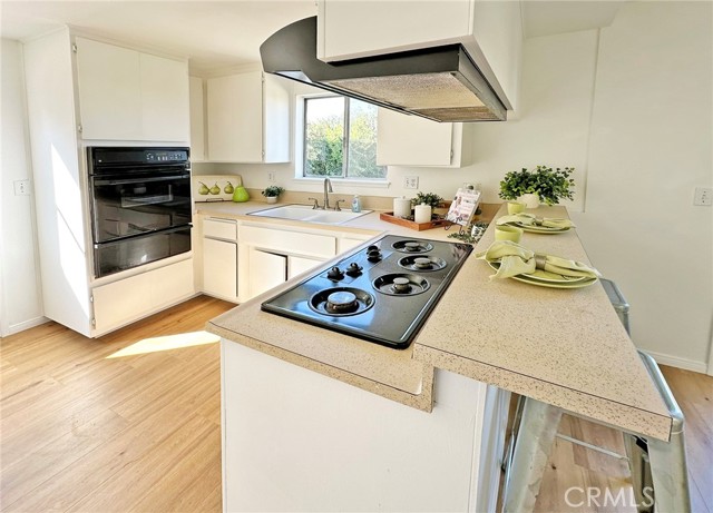 Detail Gallery Image 14 of 40 For 4771 Kaui Dr, Huntington Beach,  CA 92649 - 3 Beds | 2 Baths