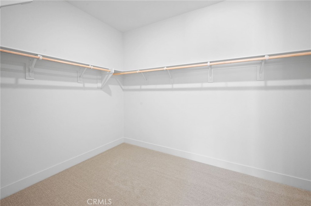 https://media.crmls.org/medias/2ee45fff-563b-4966-a439-4fad3a2aad6d.jpg?preset=X-Large