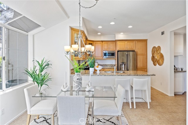 Detail Gallery Image 7 of 44 For 98 Tierra Montanosa, Rancho Santa Margarita,  CA 92688 - 3 Beds | 3 Baths