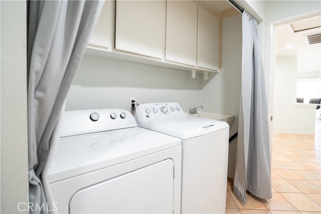 Detail Gallery Image 28 of 37 For 16395 Cuyama Way, Apple Valley,  CA 92307 - 4 Beds | 2/1 Baths