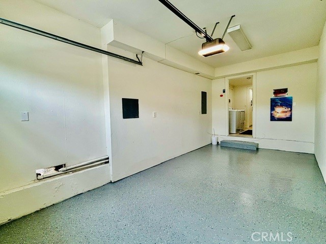 4819 RIVER Avenue, Newport Beach CA: https://media.crmls.org/medias/2ee6615b-0abf-493d-aaa7-6ef78c6bb765.jpg