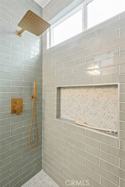 Detail Gallery Image 33 of 44 For 1720 S Kingsley, Los Angeles,  CA 90006 - 4 Beds | 3 Baths