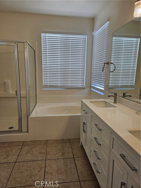 Detail Gallery Image 8 of 13 For 15850 Desert Rock St, Adelanto,  CA 92301 - 3 Beds | 2 Baths