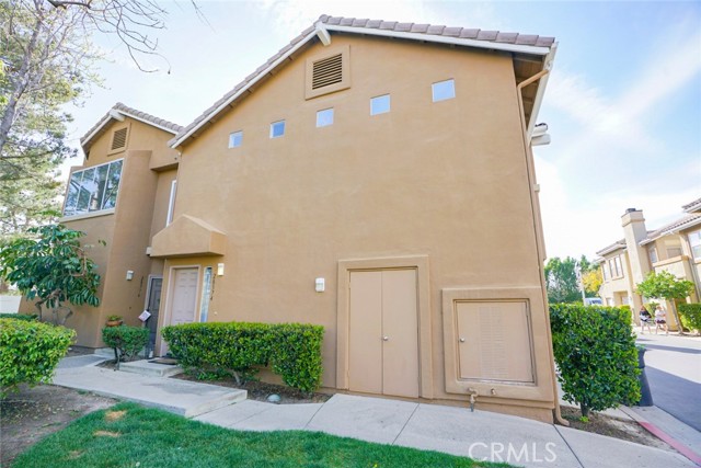 MLS# OC23075352