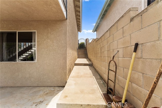 Detail Gallery Image 52 of 65 For 14182 Moonridge Dr, Riverside,  CA 92503 - 3 Beds | 2/1 Baths