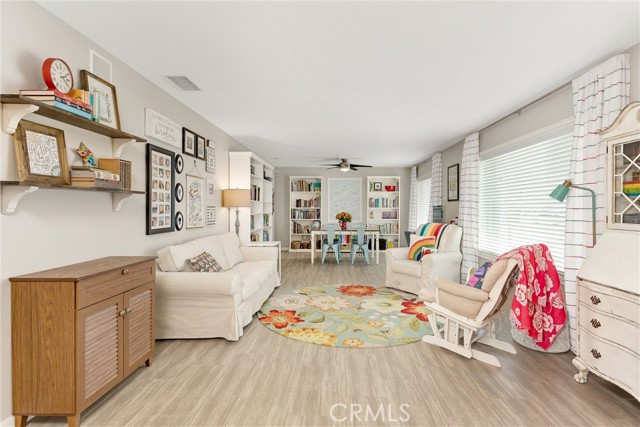 Detail Gallery Image 20 of 45 For 28216 Eucalyptus, Highland,  CA 92346 - 3 Beds | 2/1 Baths