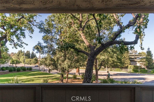 25811 Tournament, Valencia CA: https://media.crmls.org/medias/2ee9831f-5518-49a5-8991-07dd6211b094.jpg