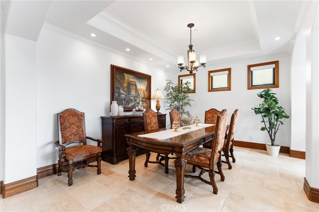 2eeaa505 97cf 4e61 Ba6e 7e17c67d8aa3