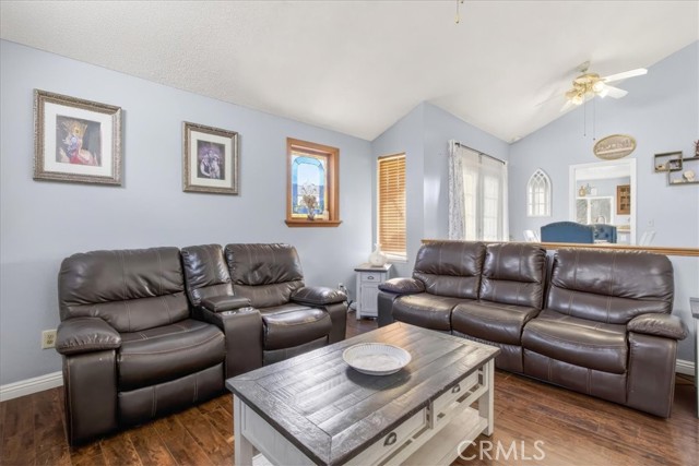 Detail Gallery Image 8 of 61 For 26419 Capay Bay Ct, Moreno Valley,  CA 92555 - 3 Beds | 2 Baths