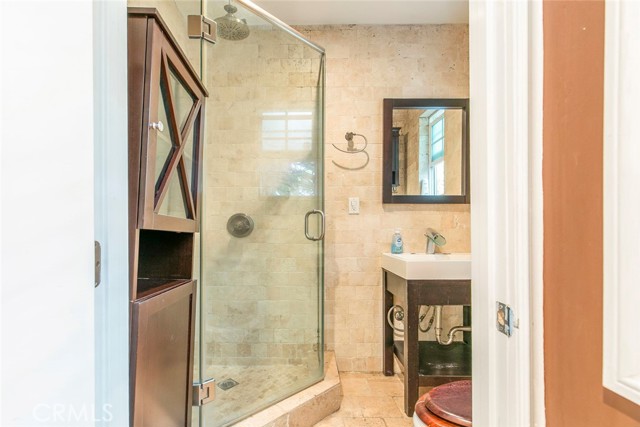 13353 Sylvan Street, Van Nuys CA: https://media.crmls.org/medias/2eeb325b-3699-4320-ba82-621567b7828a.jpg