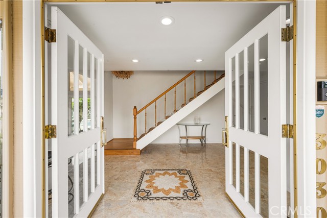 Detail Gallery Image 6 of 75 For 3030 E Elgin, Orange,  CA 92869 - 4 Beds | 2/1 Baths