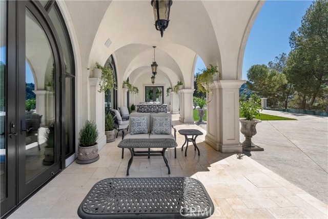 Detail Gallery Image 32 of 41 For 1210 Chantilly, Los Angeles,  CA 90077 - 6 Beds | 8 Baths
