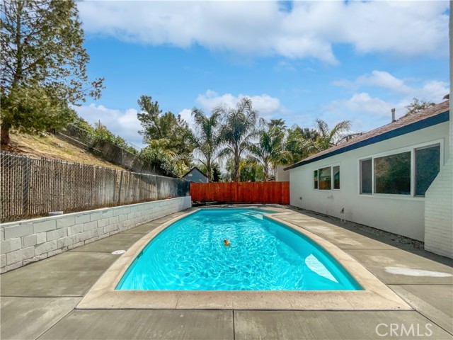 Detail Gallery Image 21 of 24 For 28906 Gladiolus Dr, Canyon Country,  CA 91387 - 3 Beds | 2 Baths