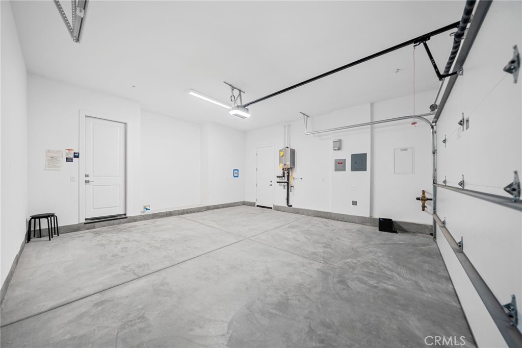 MLS #OC25239001 image #31