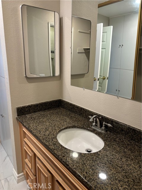 Detail Gallery Image 13 of 21 For 5585 E Pacific Coast Hwy #154,  Long Beach,  CA 90804 - 2 Beds | 2 Baths