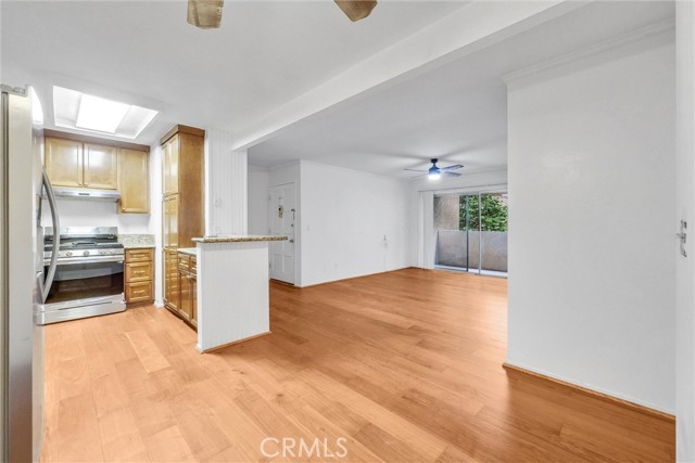 Detail Gallery Image 9 of 26 For 1001 W Macarthur Bld #116,  Santa Ana,  CA 92707 - 2 Beds | 2 Baths