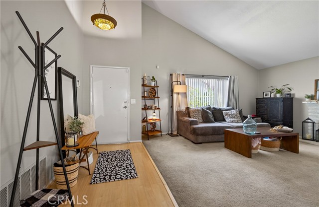 Detail Gallery Image 7 of 22 For 25338 Lawton, Loma Linda,  CA 92354 - 2 Beds | 2 Baths