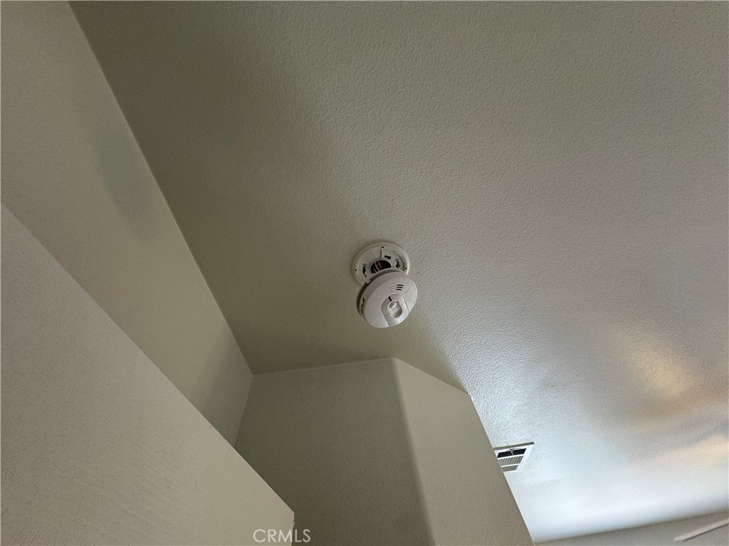 https://media.crmls.org/medias/2eedc49d-a1d3-41ce-bb55-99568ad0e734.jpg?preset=X-Large