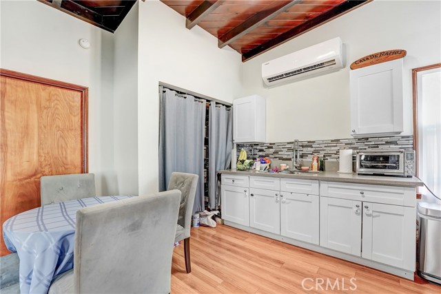 Detail Gallery Image 17 of 35 For 5025 4th Ave, Leimert Park,  CA 90043 - – Beds | – Baths
