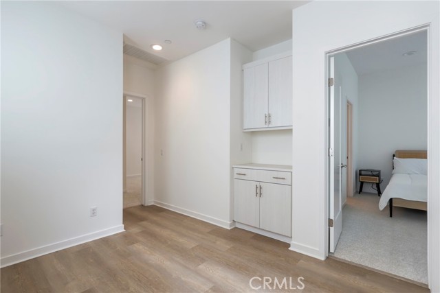 Detail Gallery Image 15 of 34 For 809 Brickyard Ln, Costa Mesa,  CA 92627 - 2 Beds | 2/2 Baths