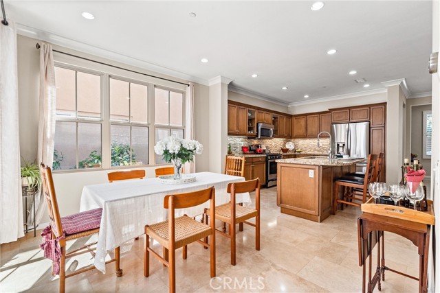 Detail Gallery Image 12 of 56 For 37 Peony, Irvine,  CA 92618 - 3 Beds | 2/1 Baths