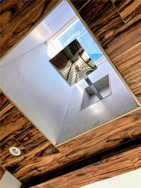 714 N Juanita Avenue, Redondo Beach CA: https://media.crmls.org/medias/2eee6b23-0778-4e5a-8854-ecf81509978e.jpg