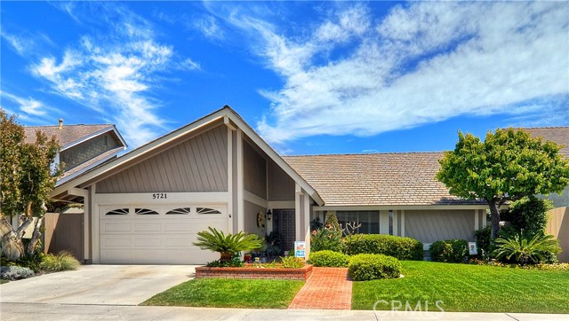 5721 Woodboro Dr, Huntington Beach, CA 92649