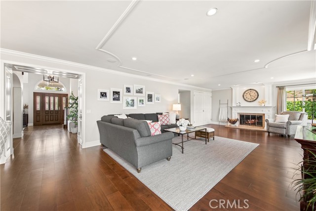 Detail Gallery Image 17 of 68 For 1280 Dumaine Ave, Oak Park,  CA 91377 - 4 Beds | 4 Baths