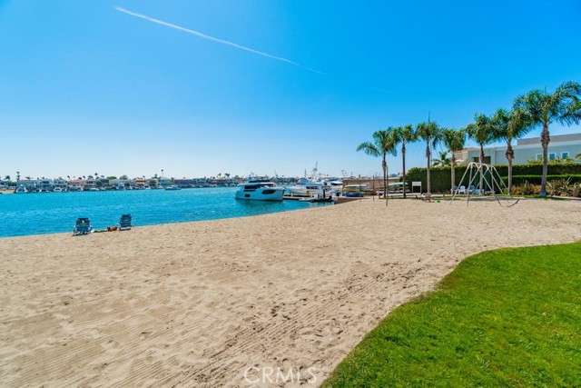 2702 Circle Drive, Newport Beach, California 92663, 5 Bedrooms Bedrooms, ,4 BathroomsBathrooms,Residential Purchase,For Sale,Circle,OC21204763