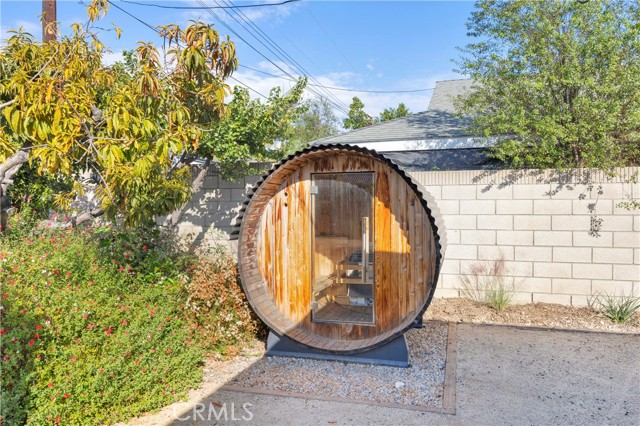 Detail Gallery Image 31 of 37 For 2527 E Brookside, Orange,  CA 92867 - 4 Beds | 2 Baths